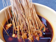 -拈签一笑黄牛肉辣卤串串