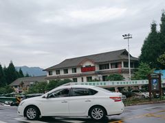 -钟鼎寺