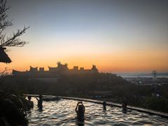 -七彩云南古滇温泉山庄