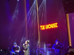 -TZ House音乐现场(来福士中心店)