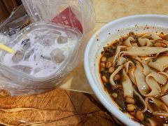 -覃肥叔桂林米粉(粮道街店)