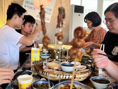 -包整·丝娃娃(一览甲秀楼风景店)