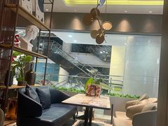 -必胜客(上海新南方商城PH店)