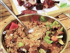 -老滇山寨•云南特色菜•地方菜•民族风情歌舞表演(金碧店)