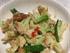 -关东小磨东北菜(漕河泾印象城店)