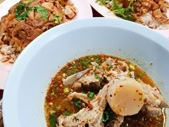 -马里奥明星猪脚饭