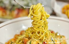 Garlic Shrimp with Handmade Thin Pasta