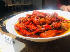 -叶派龙虾•招牌香辣蟹·海鲜(中海国际店)