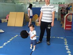 -乐融婴幼儿成长中心(四季青校区)