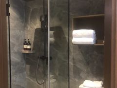 -丽辰酒店(深圳翻身地铁站店)