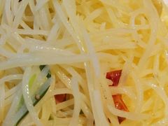 酸辣土豆丝-章吴记喜瑞餐厅(东东城店)