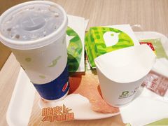 -德克士(虹桥火车站店)