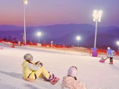 -鳌山滑雪度假区