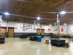 大堂-夏家大锅台炖鱼馆