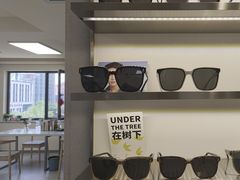 -潘多拉眼镜·蔡司依视路明月(潘家园店)
