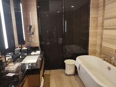 -天津梅江中心皇冠假日酒店