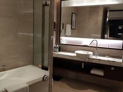 -上海龙之梦万丽酒店