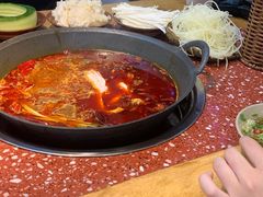 -赵美丽·重庆社区火锅·直营店(火车东站·中豪国际店)