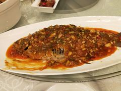 武昌鱼-亢龙太子酒轩(东湖店)