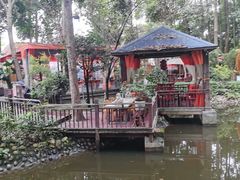 -二荆条·蜀鲜汇城市森林火锅