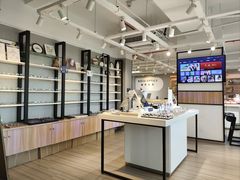 -瑞司视光眼镜·蔡司战略合作眼镜店(新街口店)