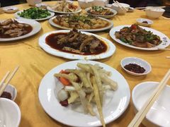 -荣生萝卜汤饭店