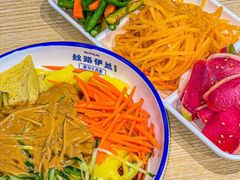 -丝路伊兰·兰州牛肉面(马连道店)