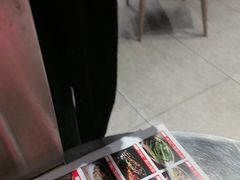 -老班长·小龙虾·鲜货烧烤大排档(金街美地店)