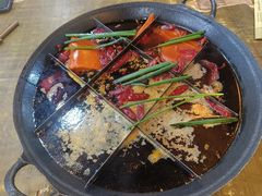 -正南齊北重庆老火锅(光华村直营店)