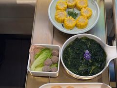 -左庭右院鲜牛肉火锅(金山万达店)