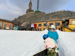 -采薇庄园四季滑雪场