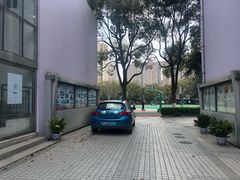 -文建中学羽毛球馆