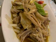 -马尔龙新疆饭店·清真(瑞景店)