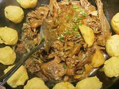 -鱼窝棚柴火铁锅炖(富山屯店)