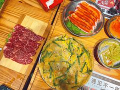 -青瓦炭韩潮烤肉(花园道店)