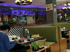 大堂-小牛海记潮汕牛肉店(永定路店)