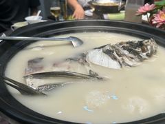 -香山湖家家宴(中山陵店)