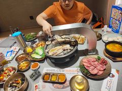 -草家酱蟹炭火烤肉店(珲春南路一店)