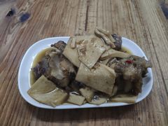 牛蹄-老兵牛蹄店(下沙店)