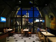 -LENBACH兰巴赫西餐啤酒坊(大连东港店)