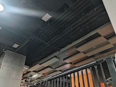 -嗨马乐动室内潮玩运动·团建·轰趴·桌游(南丰汇店)