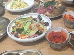-青瓦餐厅·生鱼片·韩园烤肉(西塔店)