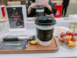 -变画·发型STUDIO