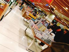 -诚品(信义店)