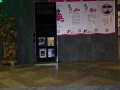 -绿岛汤泉韩式休闲会所