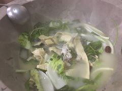 -姚记抚仙湖野生菌石锅鱼庄