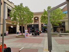-王府井奥莱临潼小镇(临潼店)