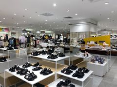 -hotwind热风(民盈山国贸店)