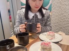 -星巴克臻选(莘庄仲盛店)