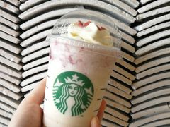 -星巴克(南宁民歌湖店)